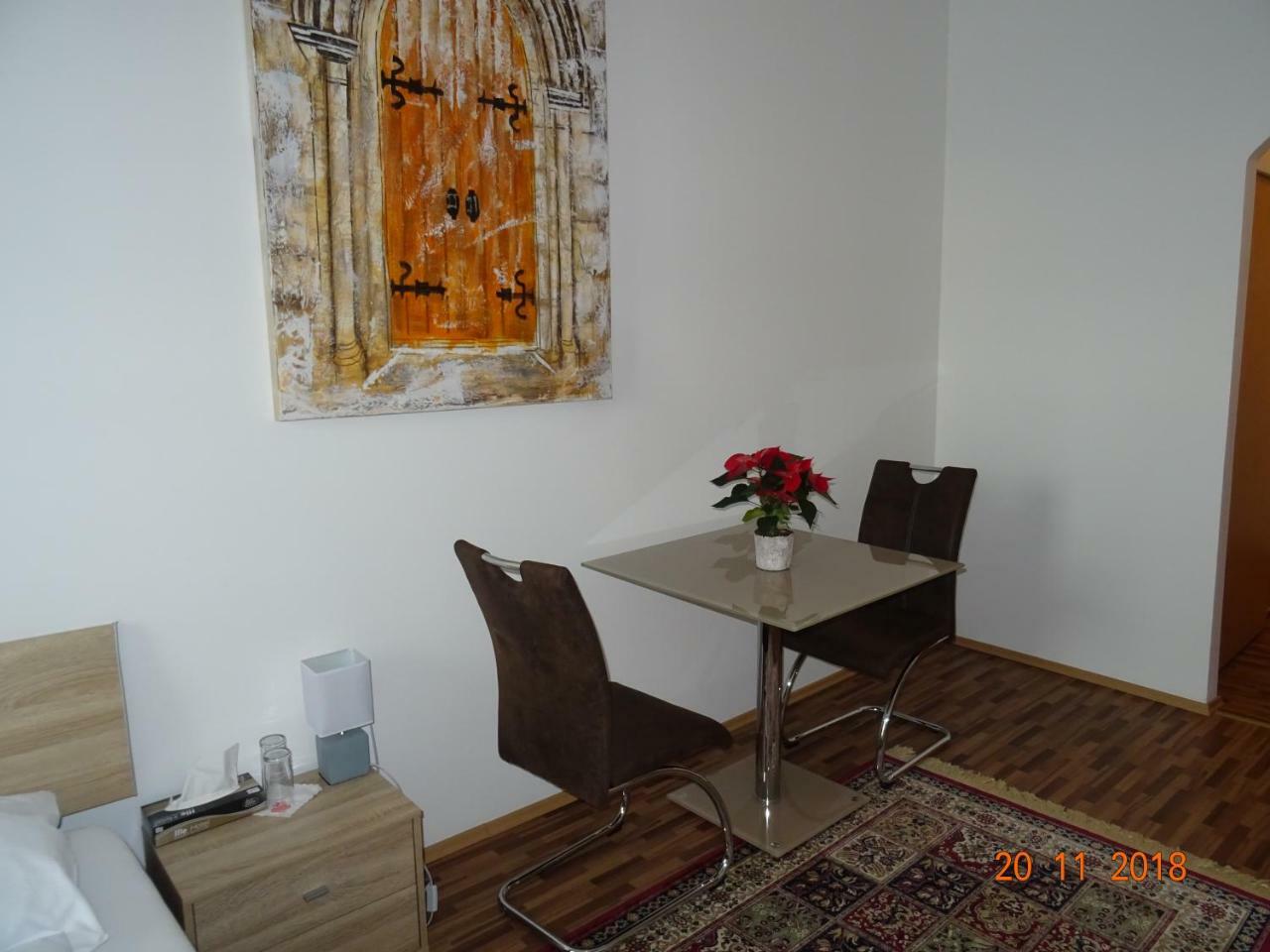 Hotel-Restaurant Zum Donaueck Mauthausen Exteriör bild